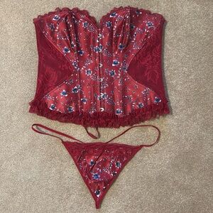 Adore Me: Unlined Plus 2X Bonded Corset Set